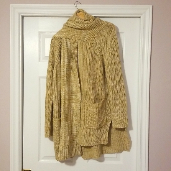 Snow day Cardigan with Scarf Collar - Picture 4 of 4